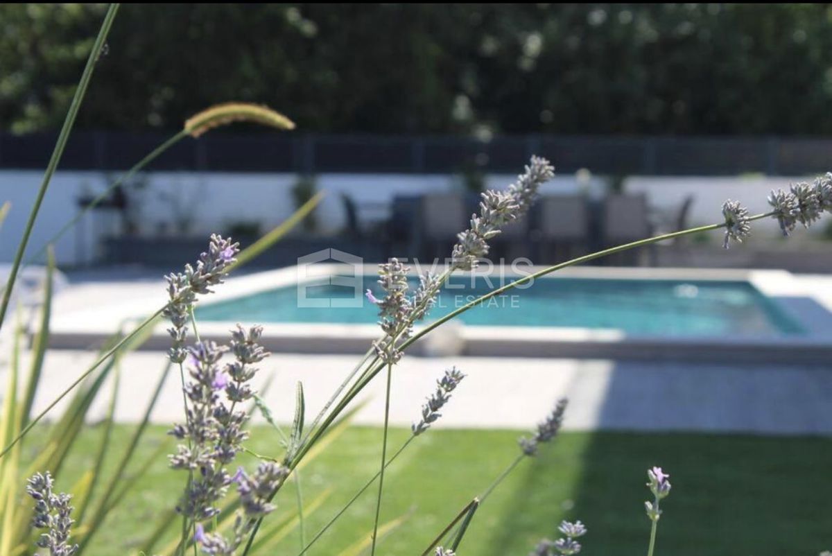 Oprić, Opatija - Okolica, 400m2