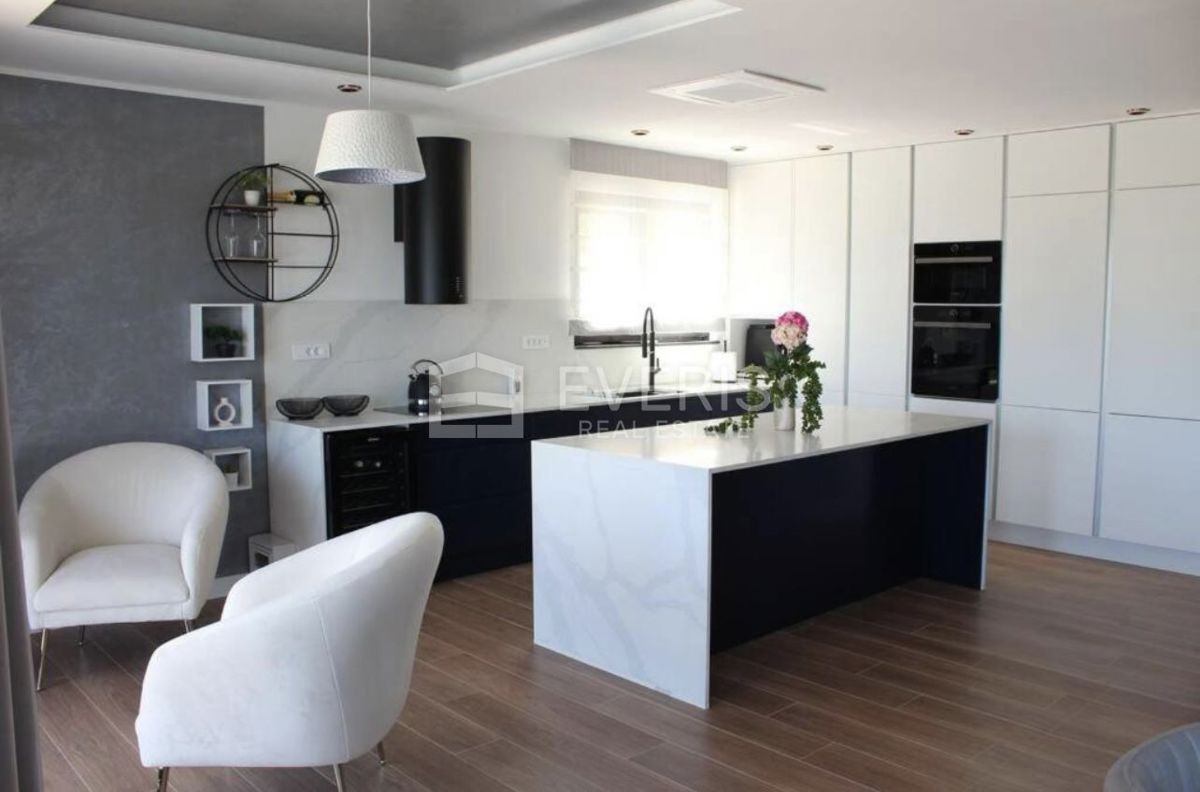 Oprić, Opatija - Okolica, 400m2