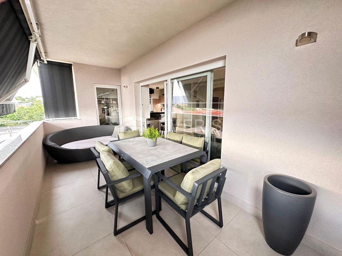 Hosti, Rijeka, 217m2