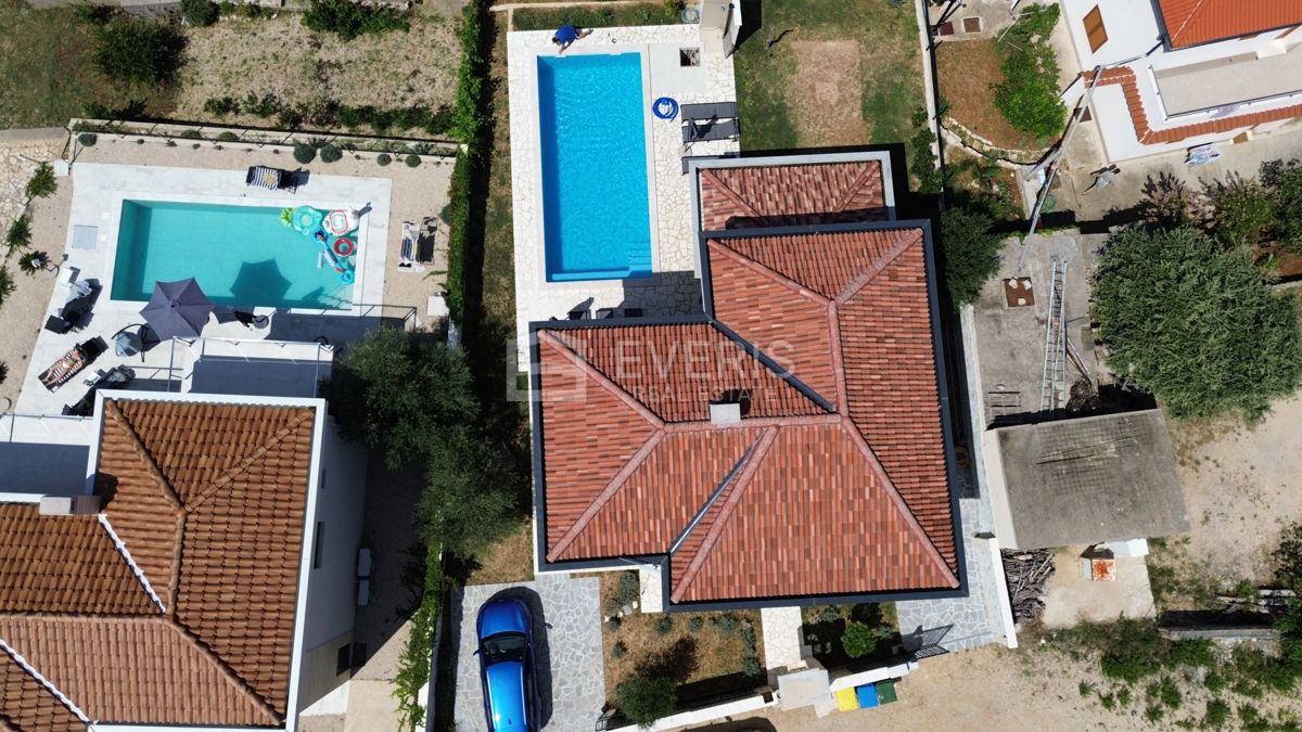 Lun, Novalja, 160m2