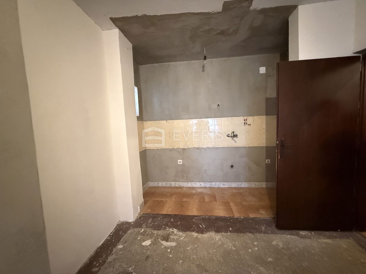 Srdoči, Rijeka, 378m2