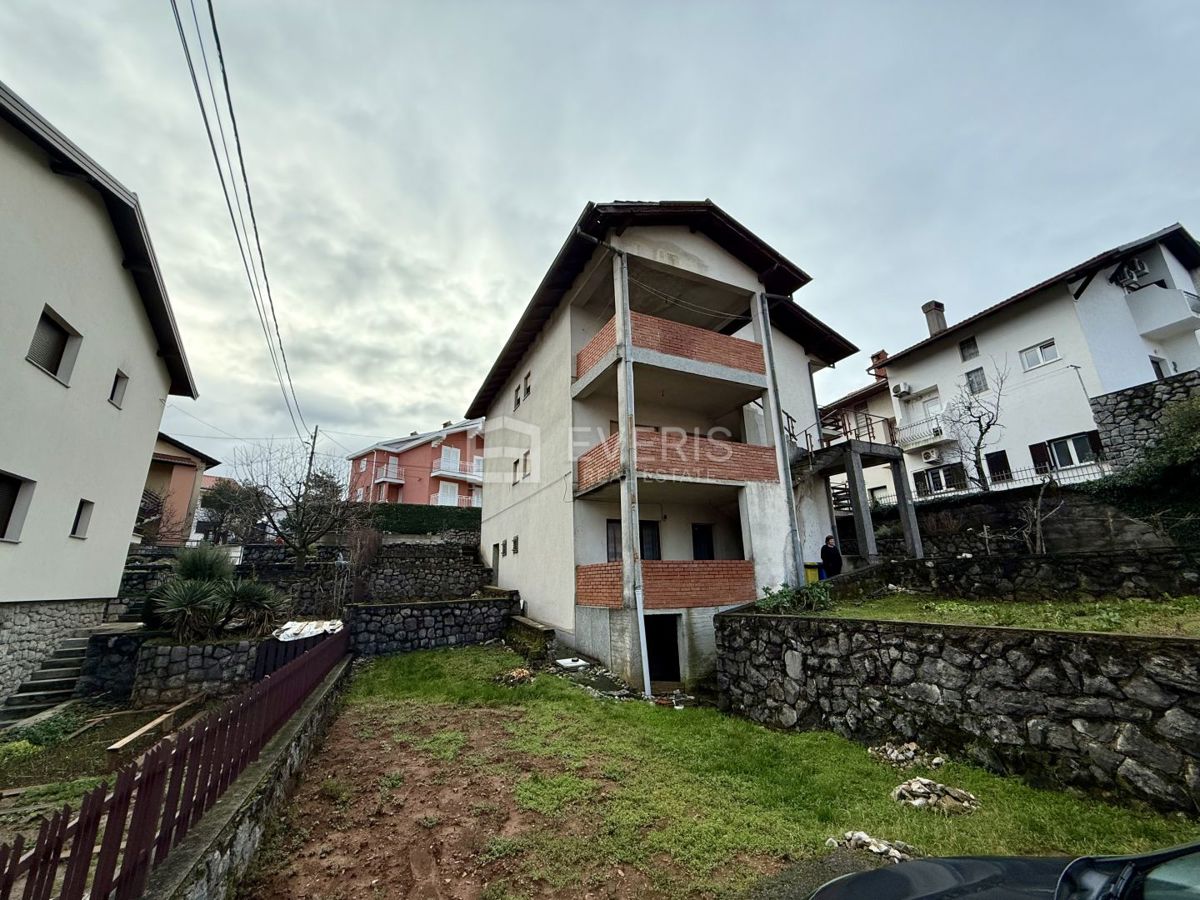 Srdoči, Rijeka, 378m2