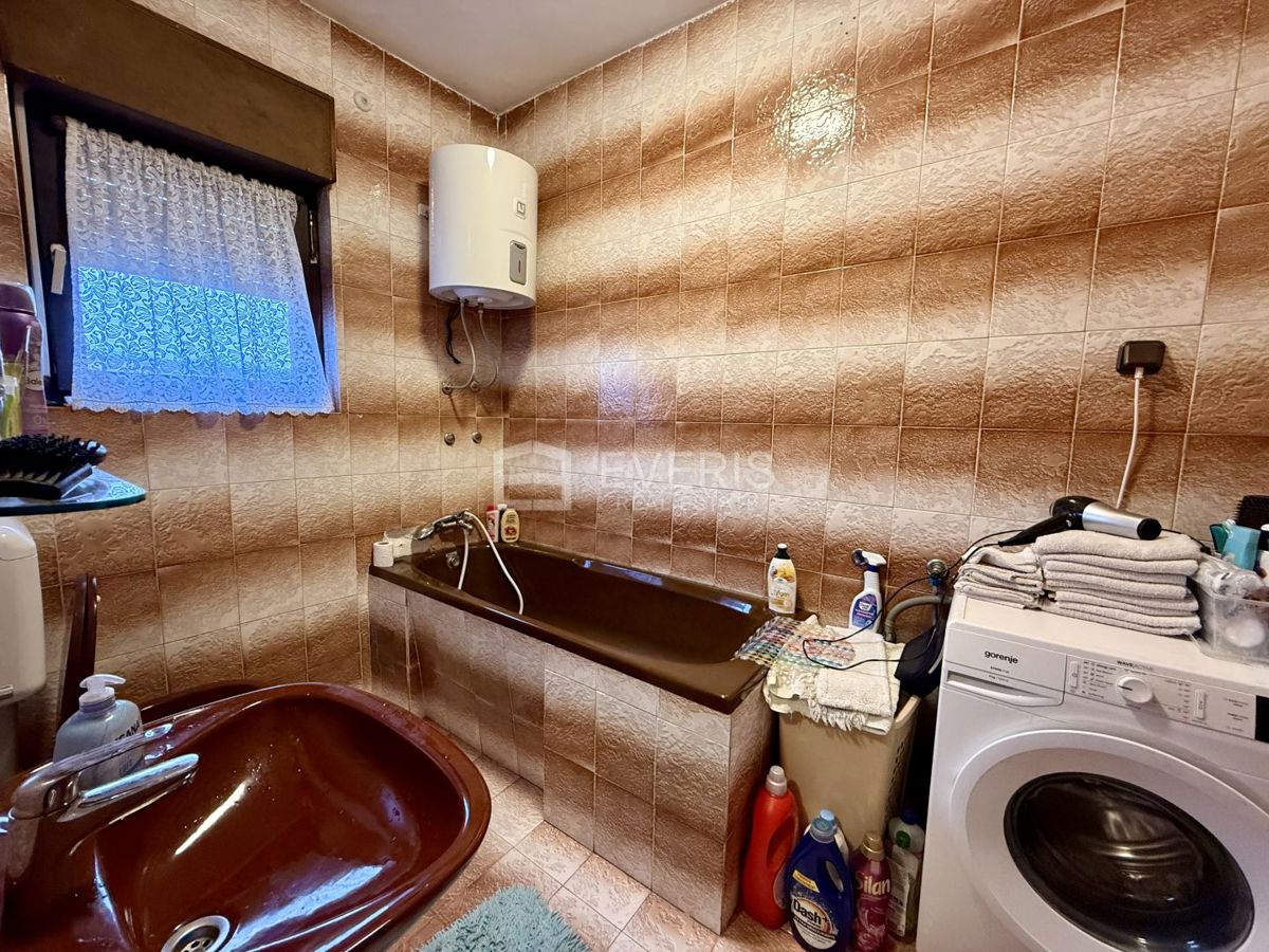 Srdoči, Rijeka, 378m2