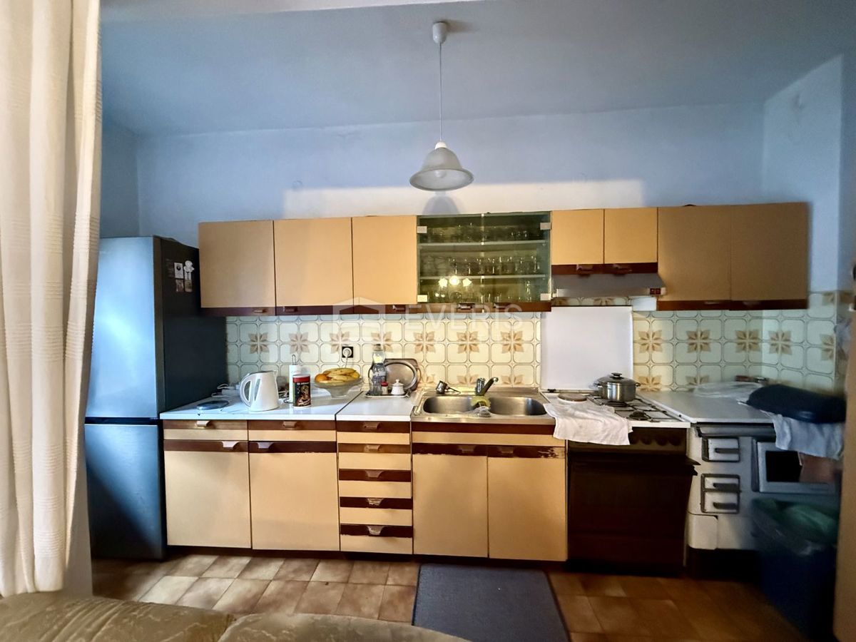 Srdoči, Rijeka, 378m2