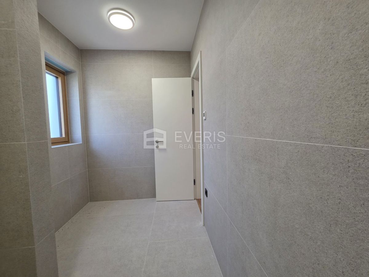 Kantrida, Rijeka, 164m2