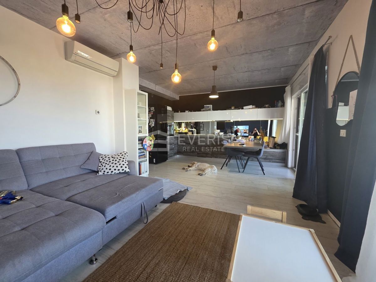 Rešetari, Kastav, 72m2