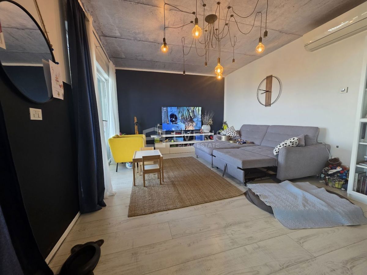 Rešetari, Kastav, 72m2