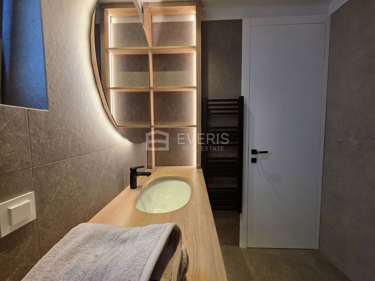 Opatija - Centar, Opatija, 80m2