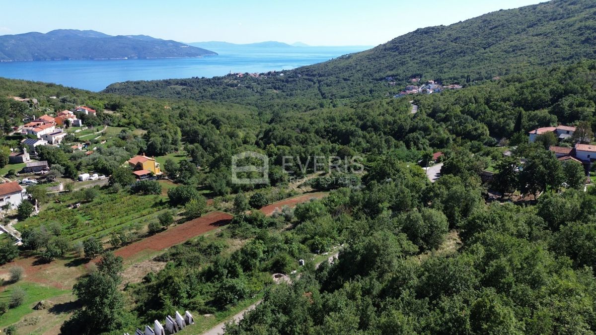 Martina, Mošćenička Draga, 1.017m2