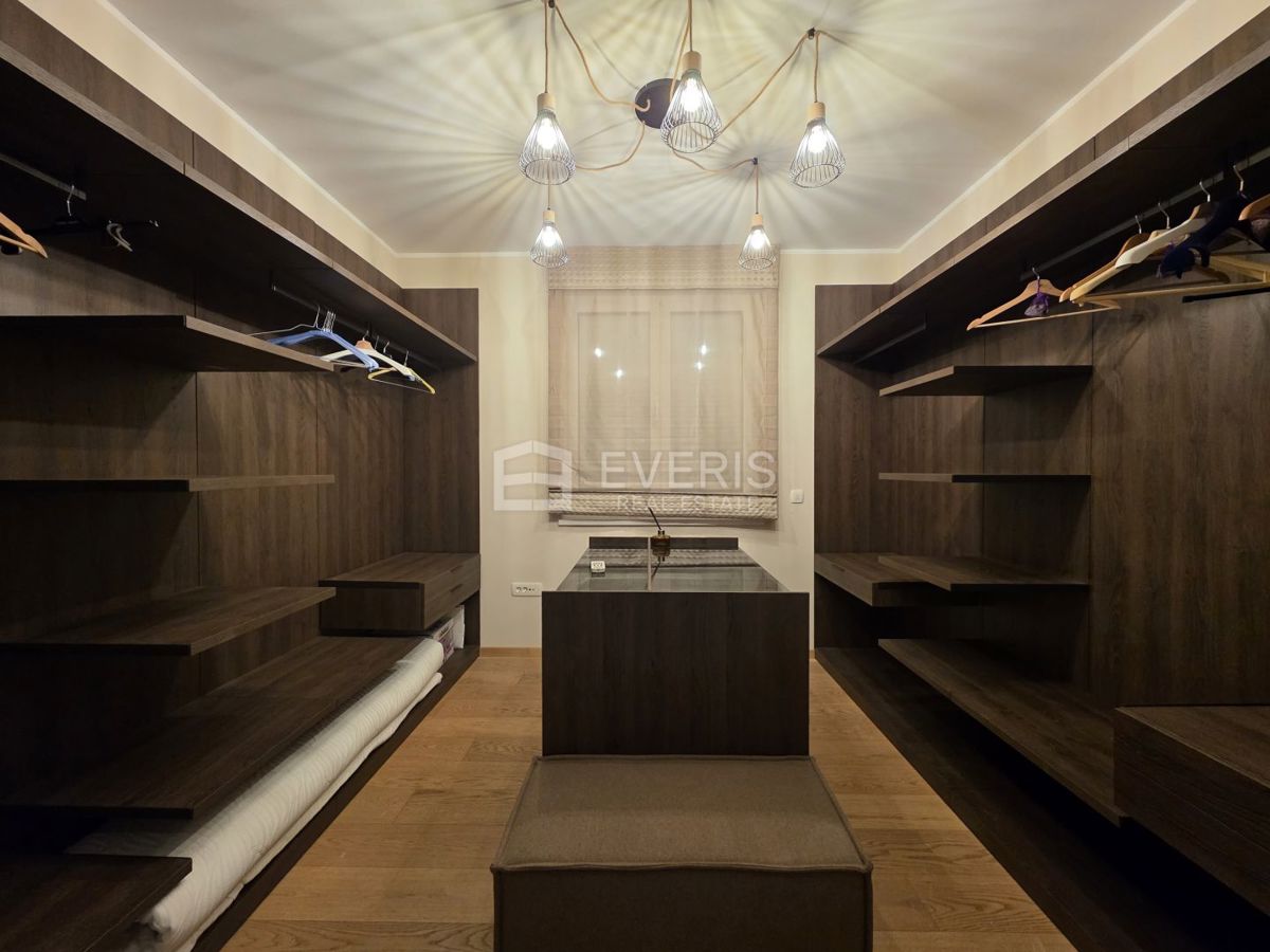 Opatija - Centar, Opatija, 267,20m2