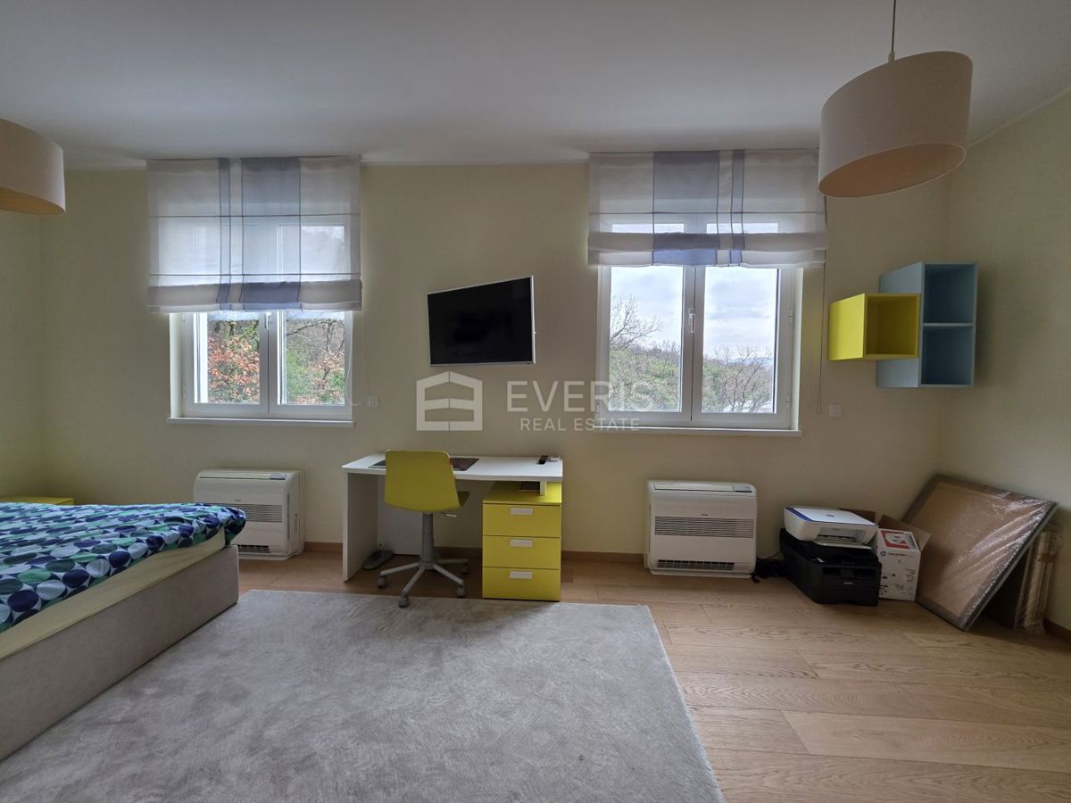 Opatija - Centar, Opatija, 267,20m2