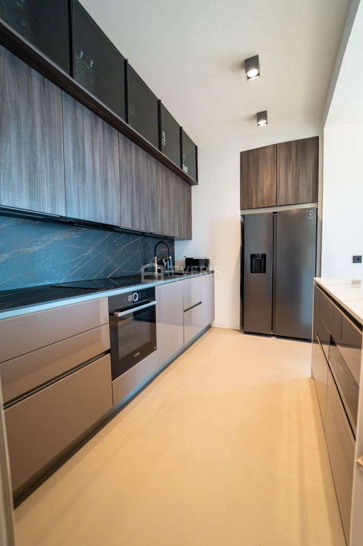 Pećine, Rijeka, 286 m2