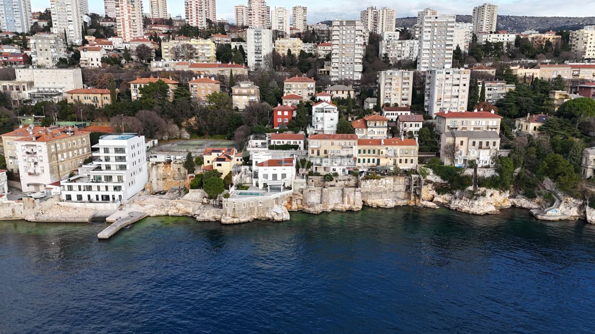 Pećine, Rijeka, 286 m2