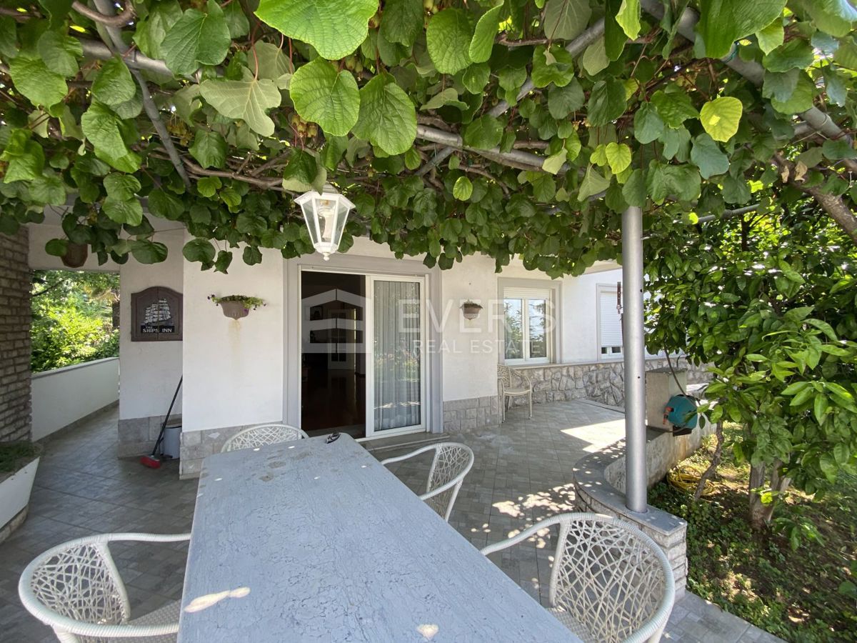 Kantrida, Rijeka, 300m2