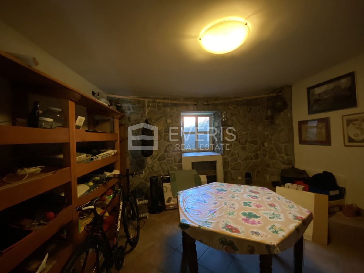 Kantrida, Rijeka, 300m2