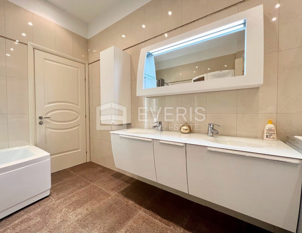 Opatija - Centar, Opatija, 139m2