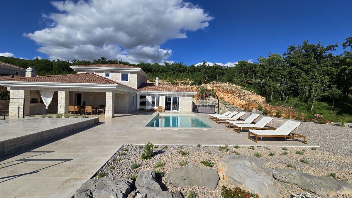 Jadranovo, Crikvenica, 200m2