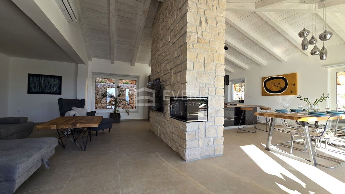 Jadranovo, Crikvenica, 200m2