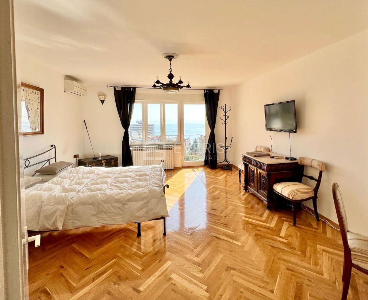 Opatija - Centar, Opatija, 200m2