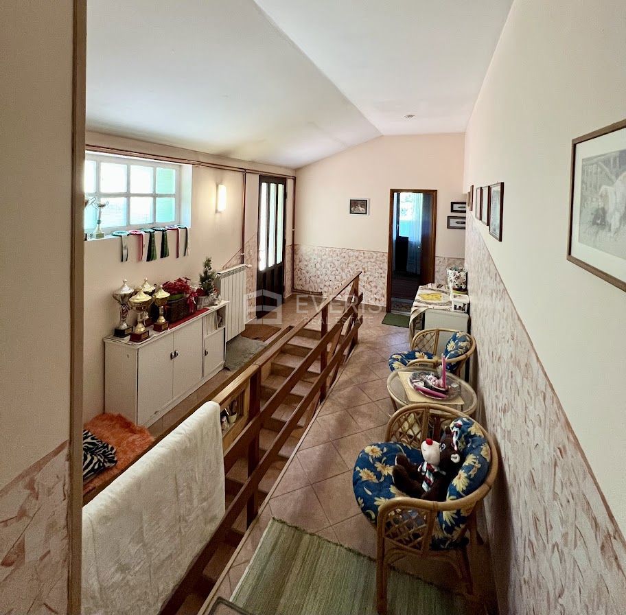 Cernik, Čavle, 320m2