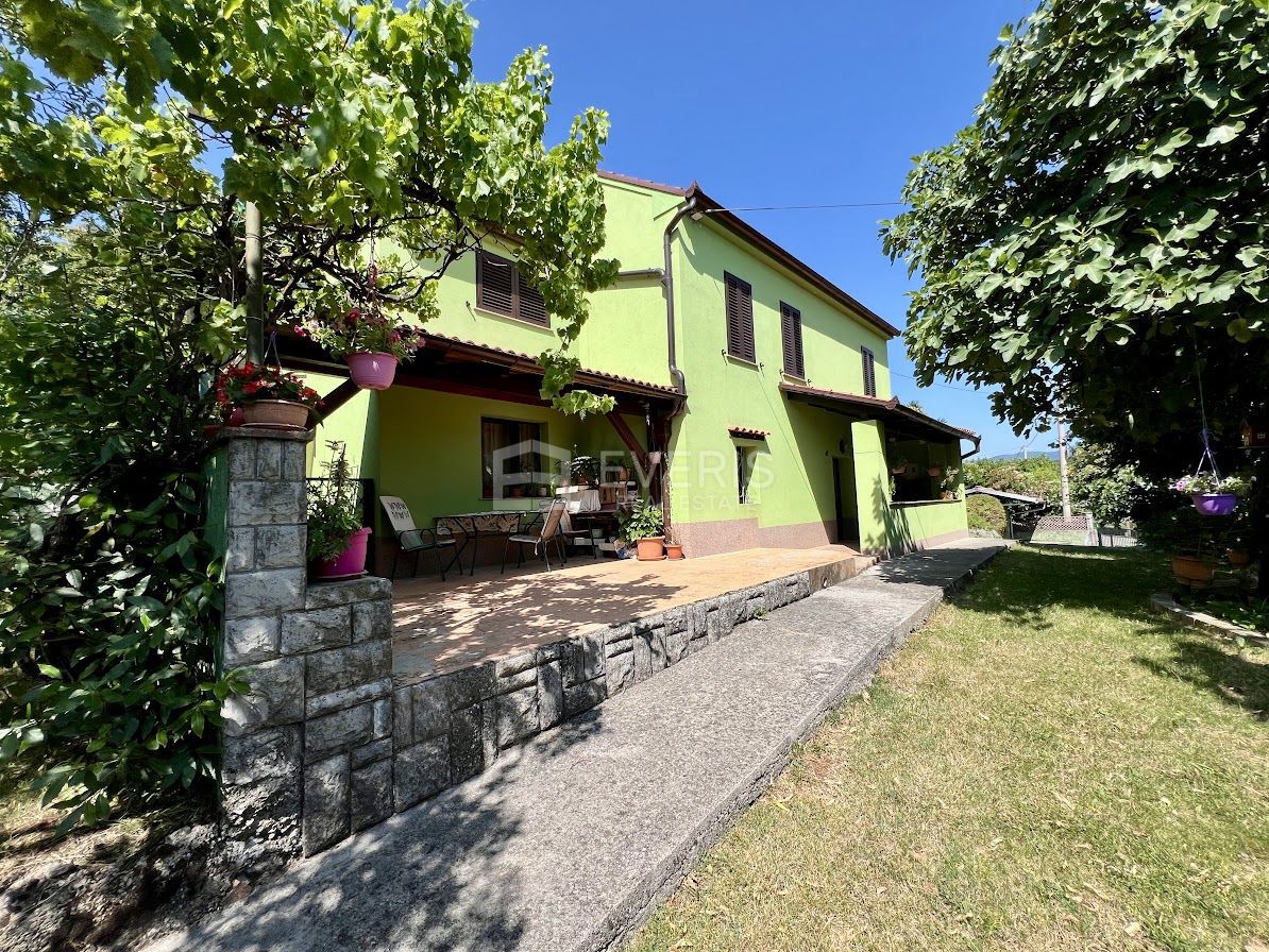 Cernik, Čavle, 320m2