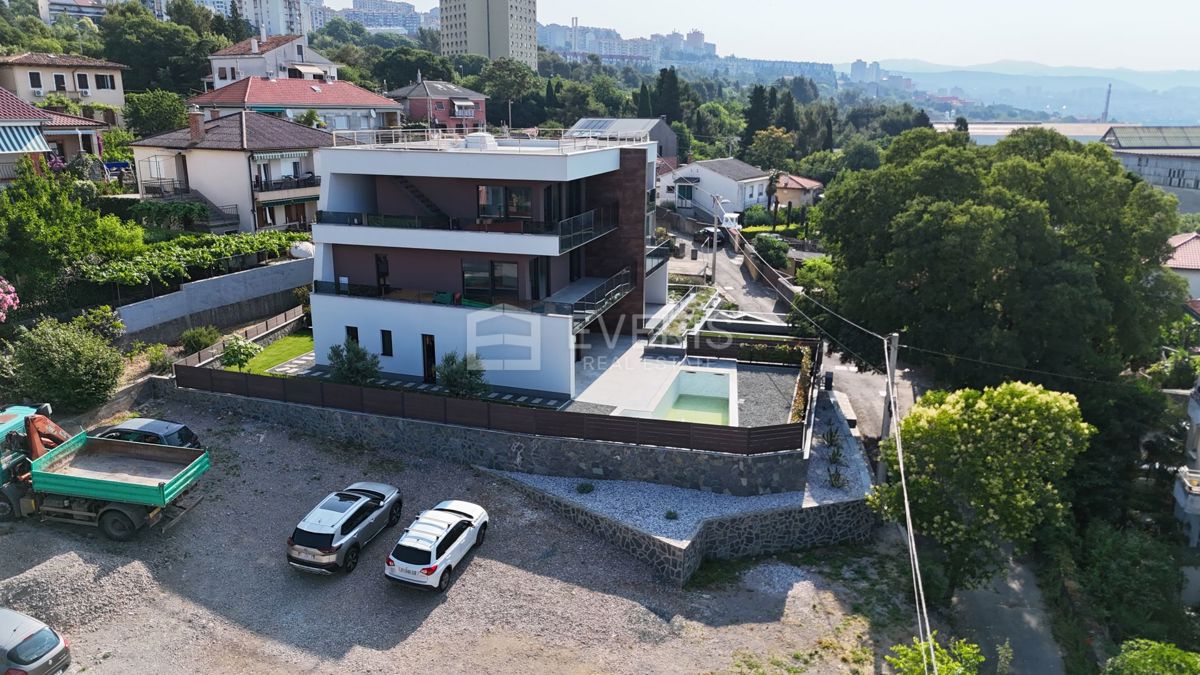 Kantrida, Rijeka, 87m2