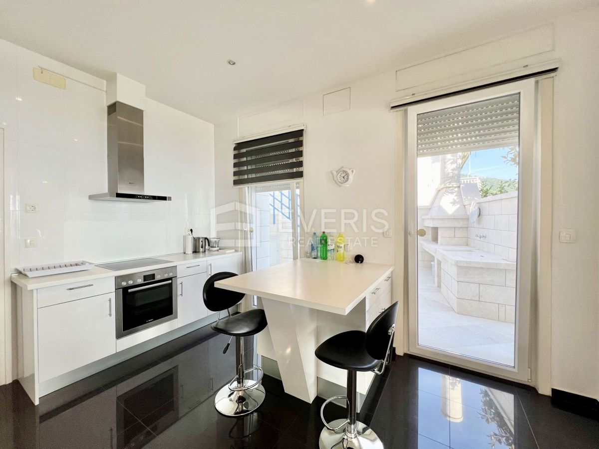 Ičići, Opatija - Okolica, 500m2