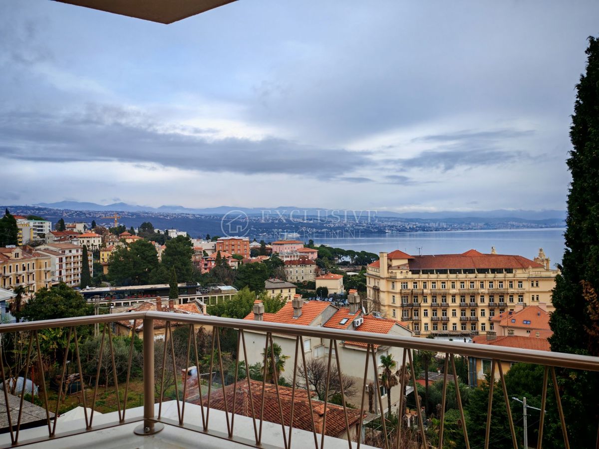 Stanovanje Opatija - Centar, Opatija, 170m2