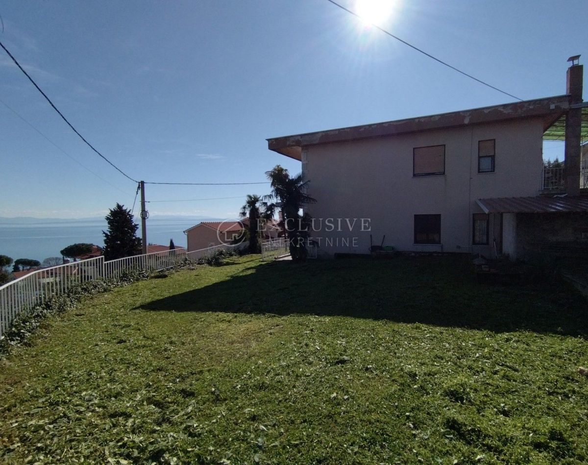 Hiša Lovran, 809m2