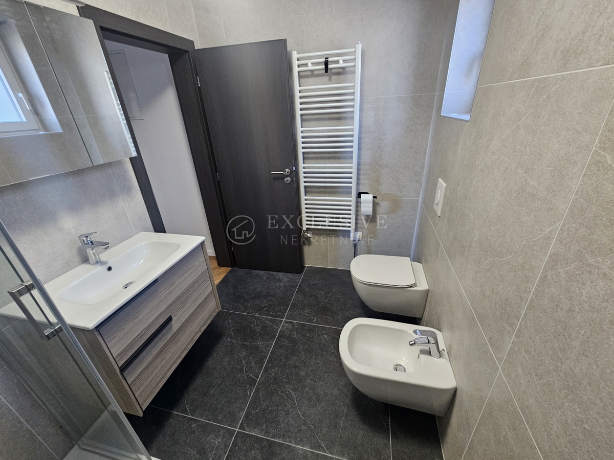 Stanovanje Ičići, Opatija - Okolica, 150m2