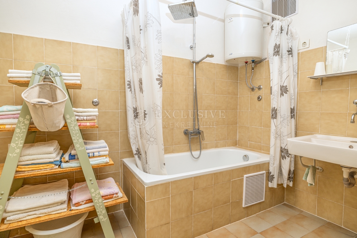 Hiša Novi Vinodolski, 160m2