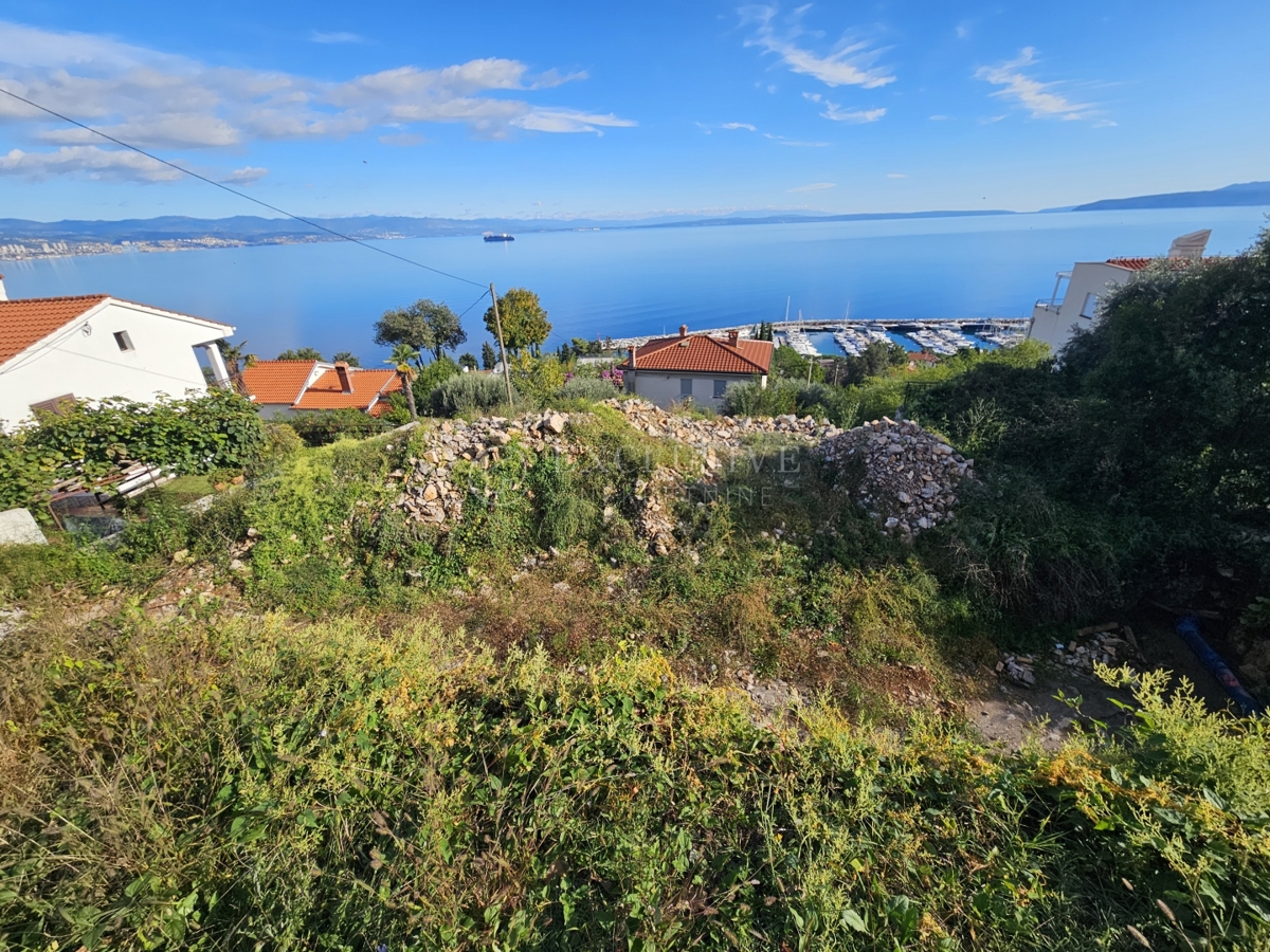 Zemljišče Ičići, Opatija - Okolica, 817m2