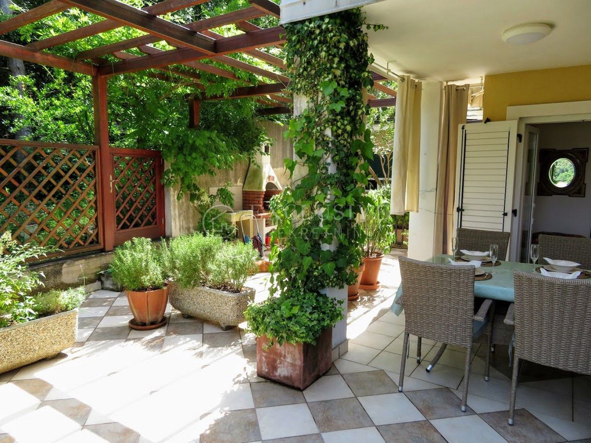 Stanovanje Mošćenička Draga, 100m2