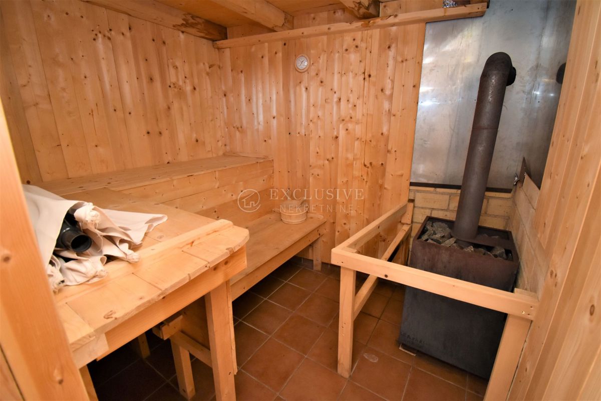 Hiša Crikvenica, 426m2
