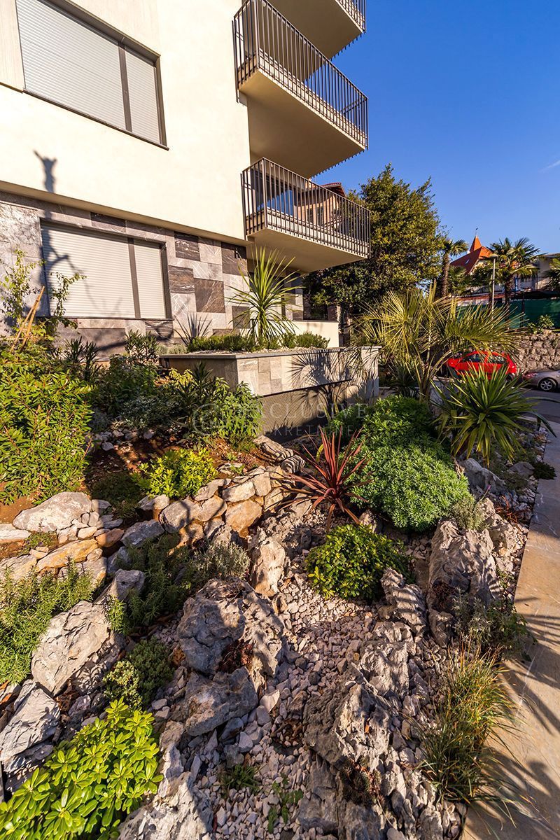 Hiša Opatija - Centar, Opatija, 2.200m2