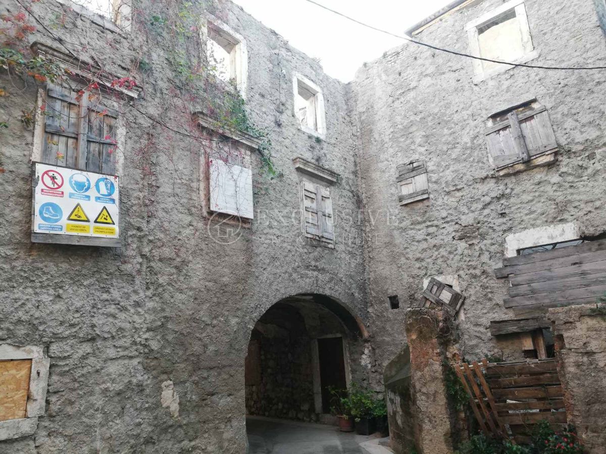 Hiša Senj, 150m2