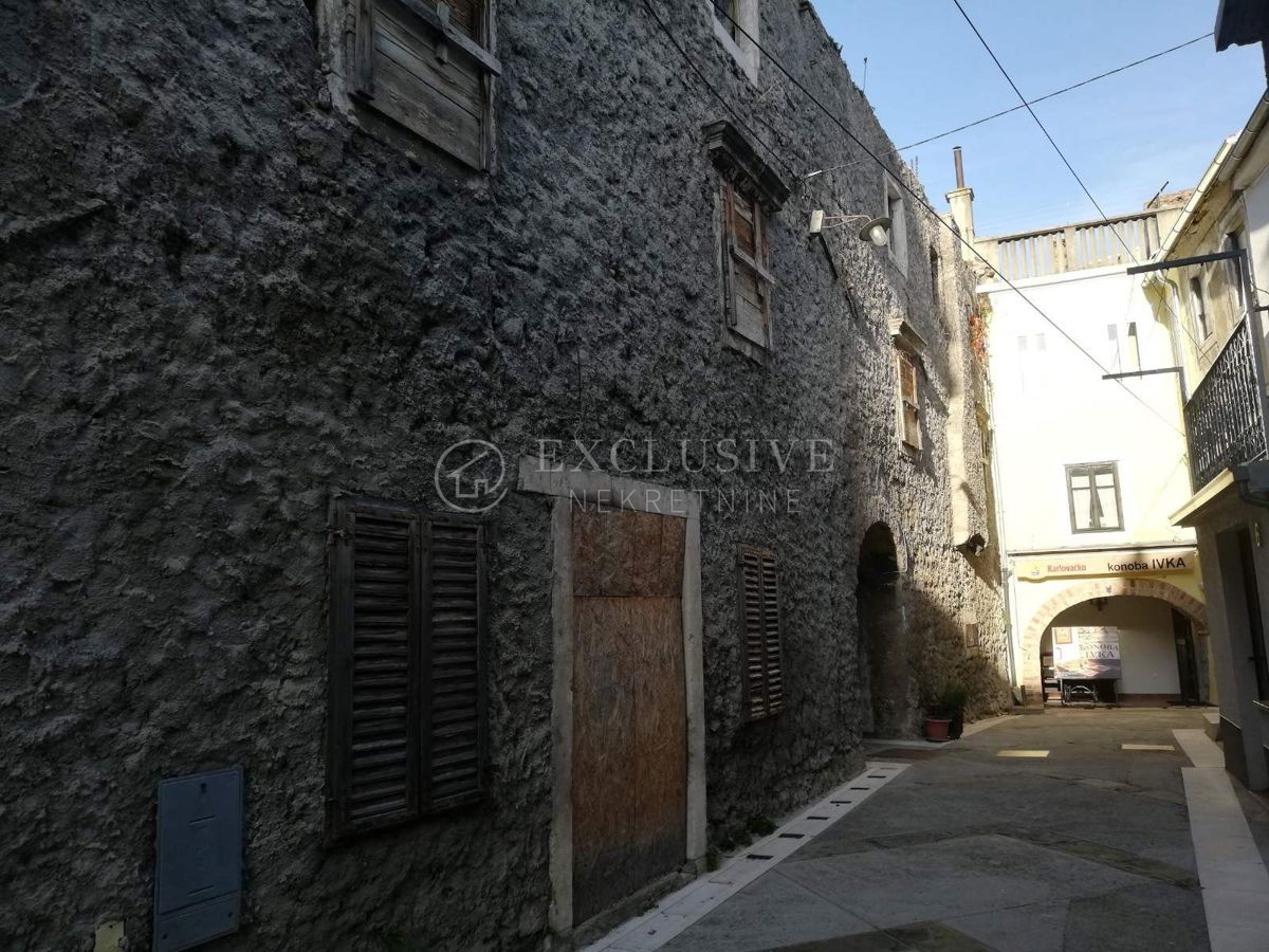 Hiša Senj, 150m2