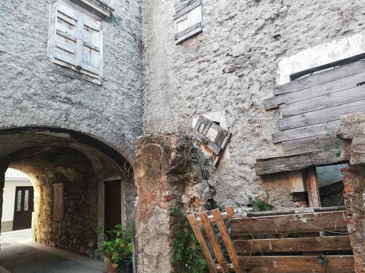 Hiša Senj, 150m2