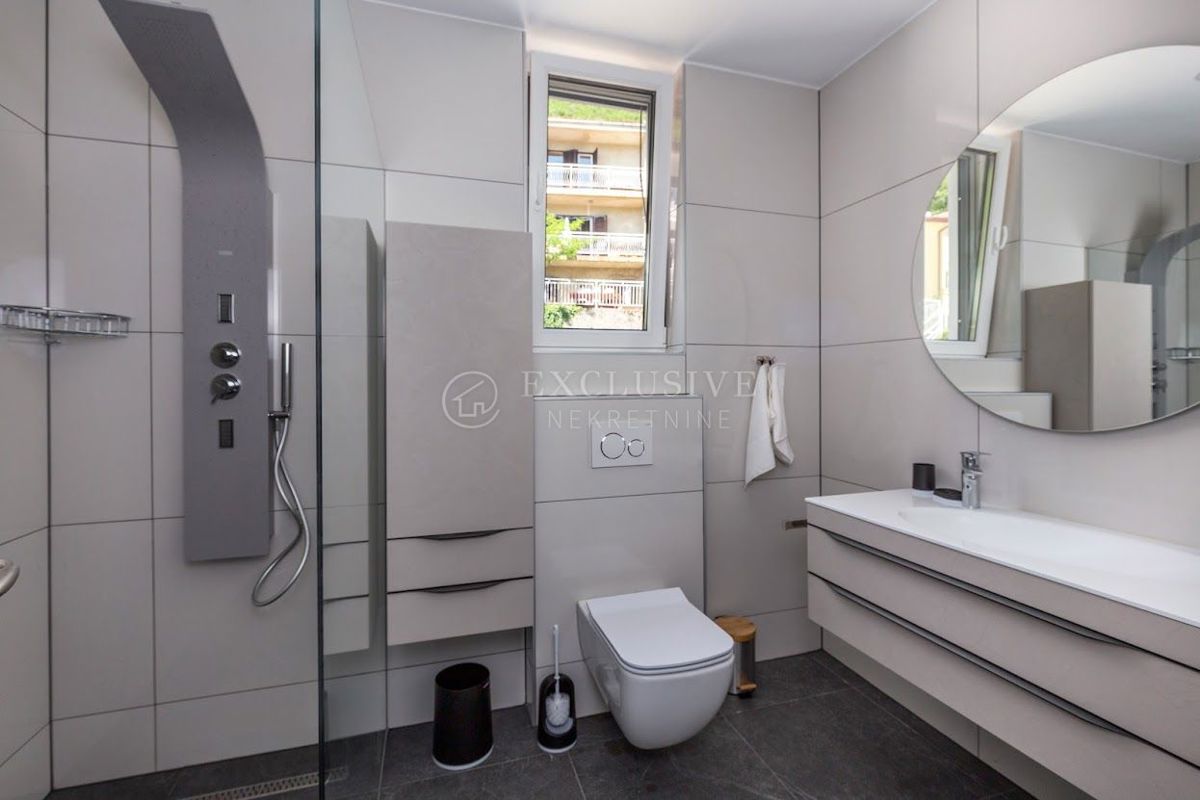 Hiša Mošćenička Draga, 430m2