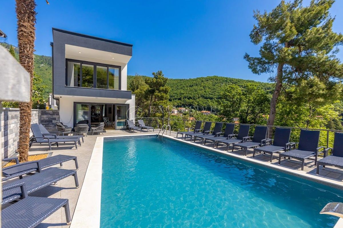 Hiša Mošćenička Draga, 430m2