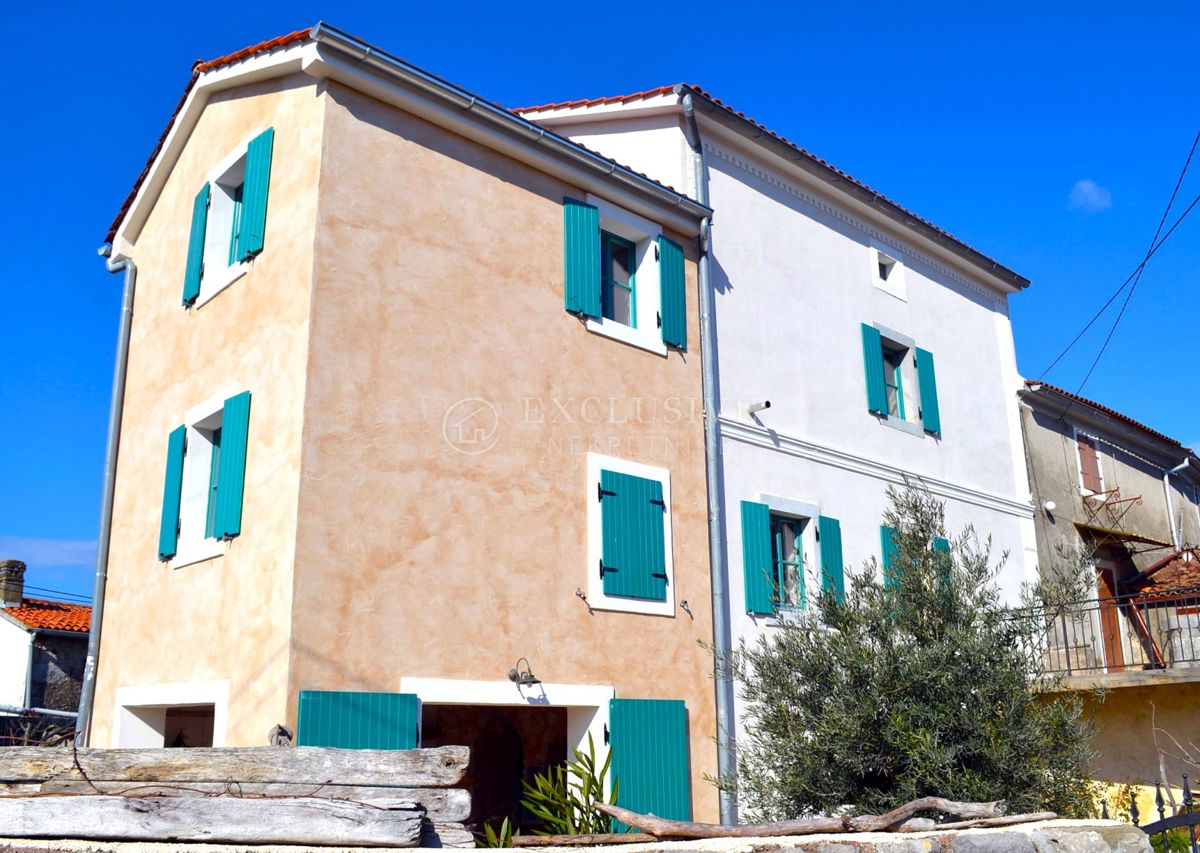 Hiša Malinska, Malinska-Dubašnica, 155m2