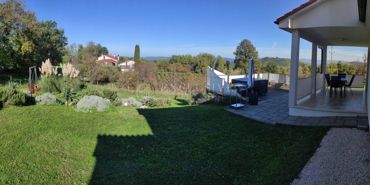 Hiša Rakotule, Karojba, 99m2