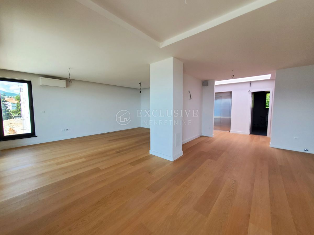 Stanovanje Costabella, Rijeka, 185,60m2