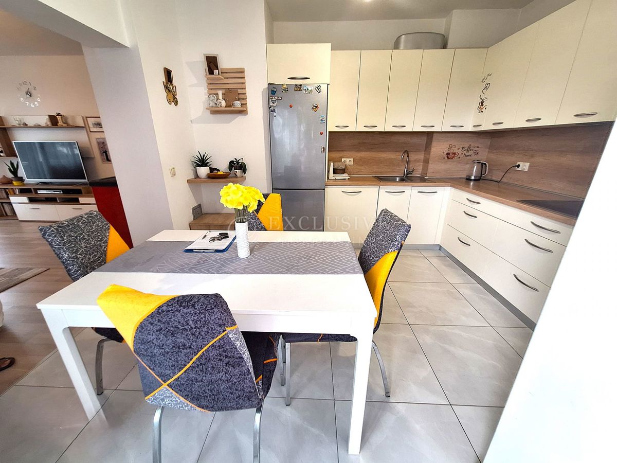 Stanovanje Crikvenica, 77m2