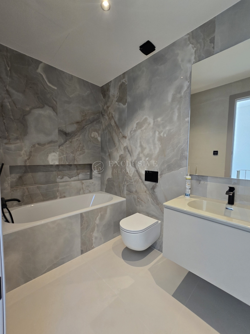 Stanovanje Kostrena, 173,48m2