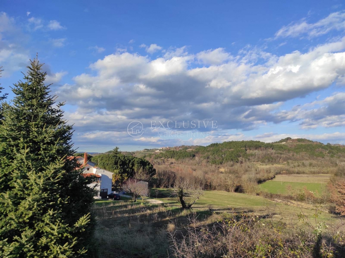 Zemljišče Karojba, 1.948m2