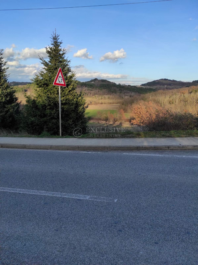 Zemljišče Karojba, 1.948m2