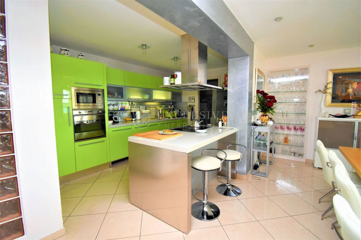 Hiša Jadranovo, Crikvenica, 400m2