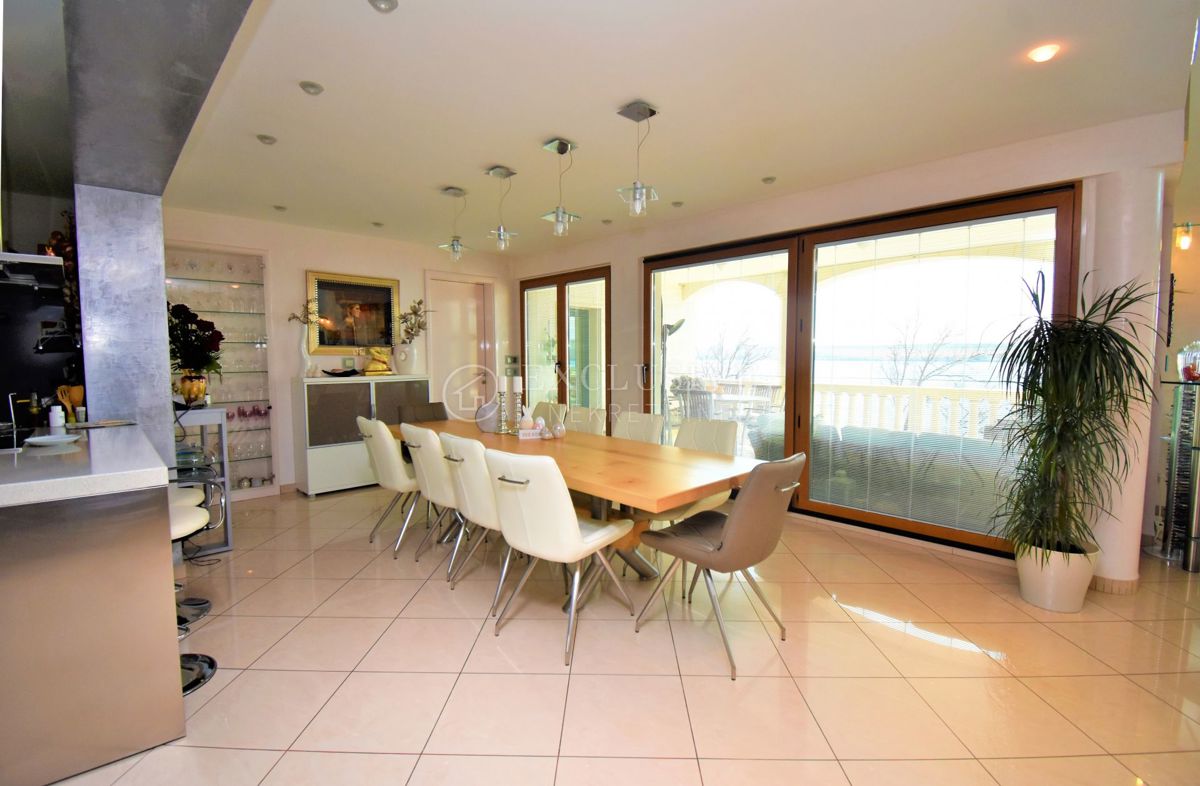 Hiša Jadranovo, Crikvenica, 400m2