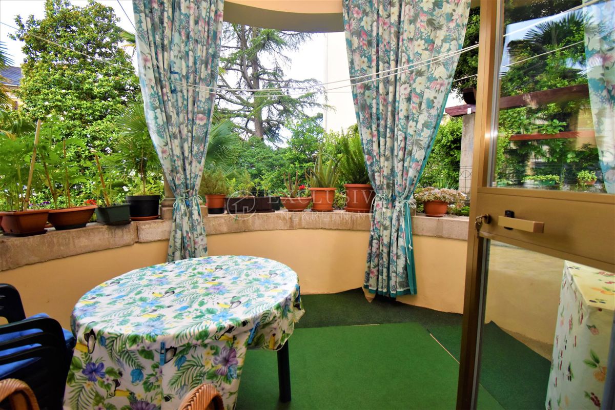 Stanovanje Opatija - Centar, Opatija, 130m2